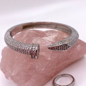 NEW 18k gold plated cubic zirconia cuff bracelet OnLy!!!!!! SILVER